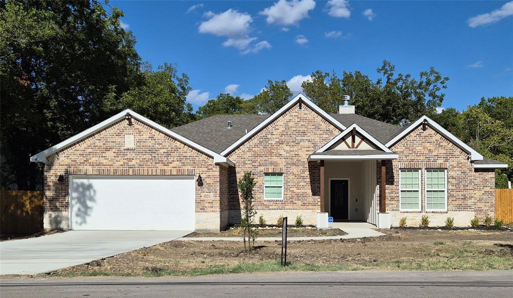 4212 Balch Drive Property Photo 1