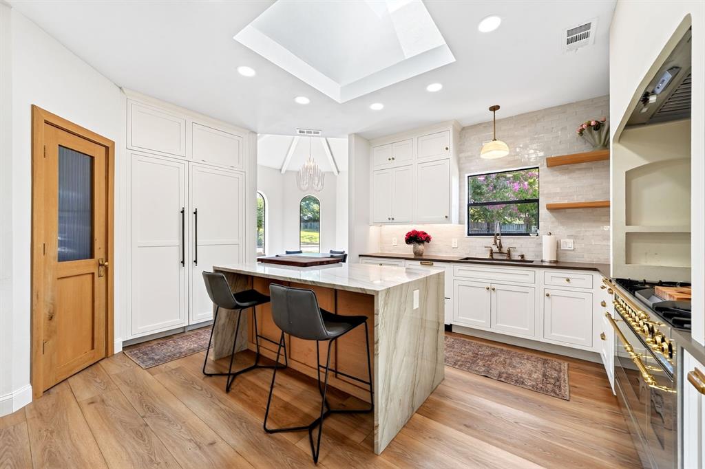 10101 Bridgegate Lane Property Photo 3