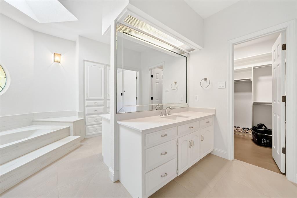 10101 Bridgegate Lane Property Photo 24