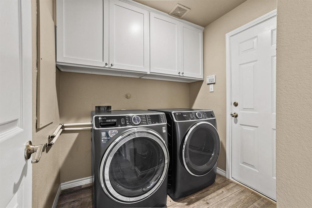503 Connemara Court Property Photo 18