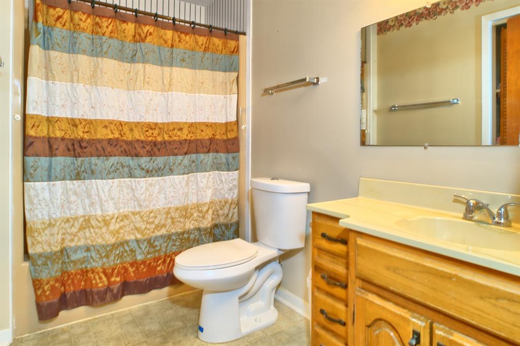 731 Pecan Estates Loop Property Photo 21