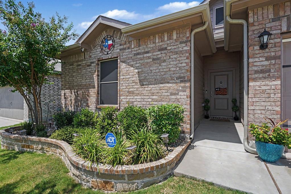 8621 Willowsun Way Property Photo 3