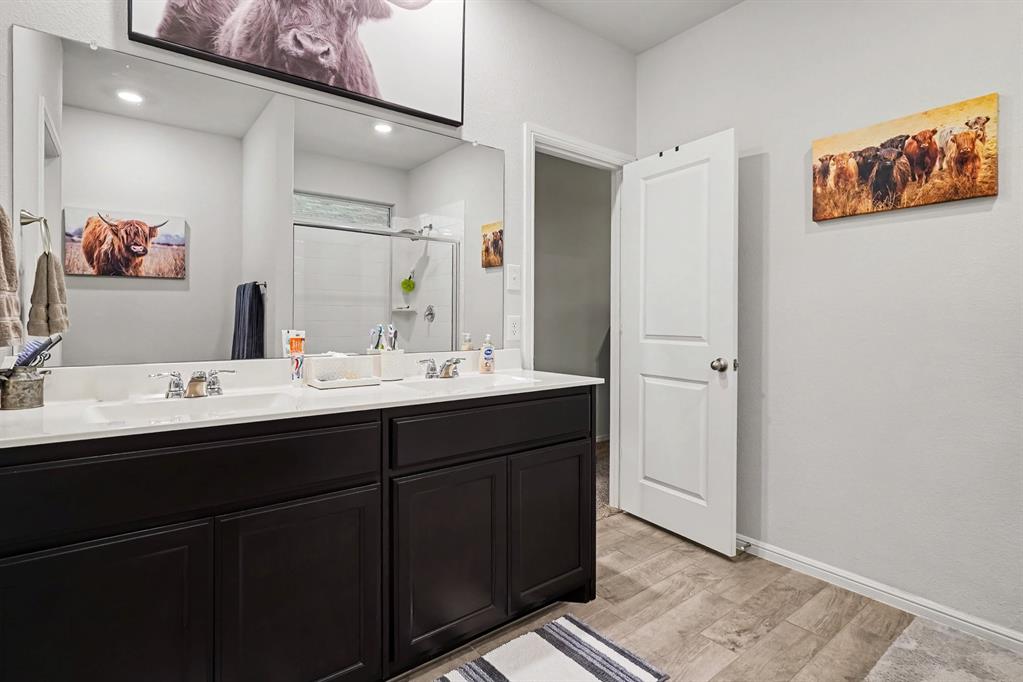 8621 Willowsun Way Property Photo 15