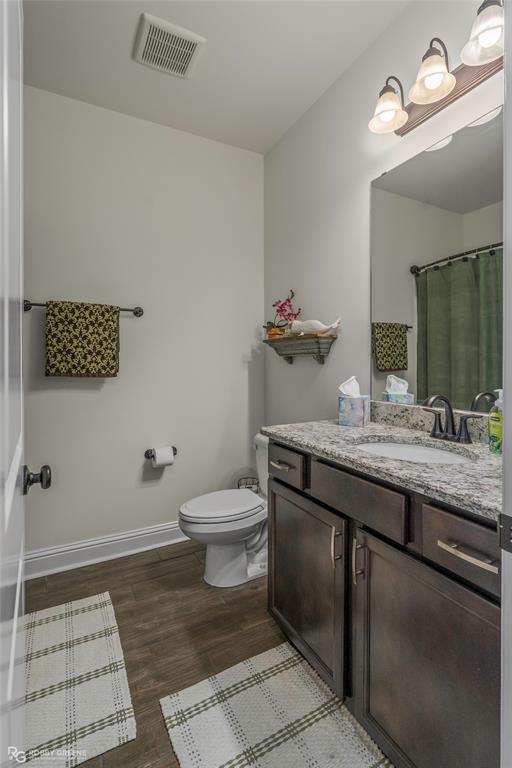 218 Barclay Boulevard Property Photo 24