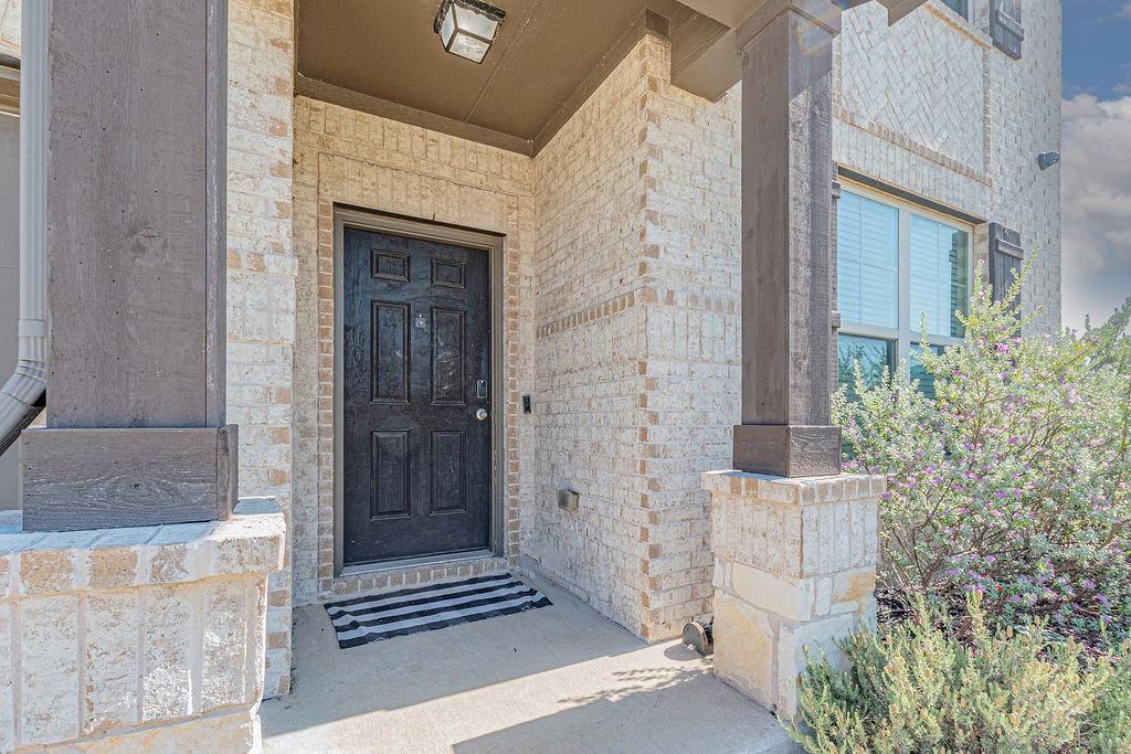 102 Highedge Drive Property Photo 2