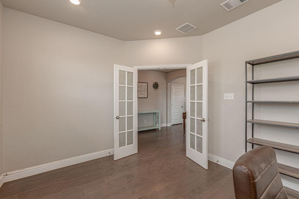 102 Highedge Drive Property Photo 4