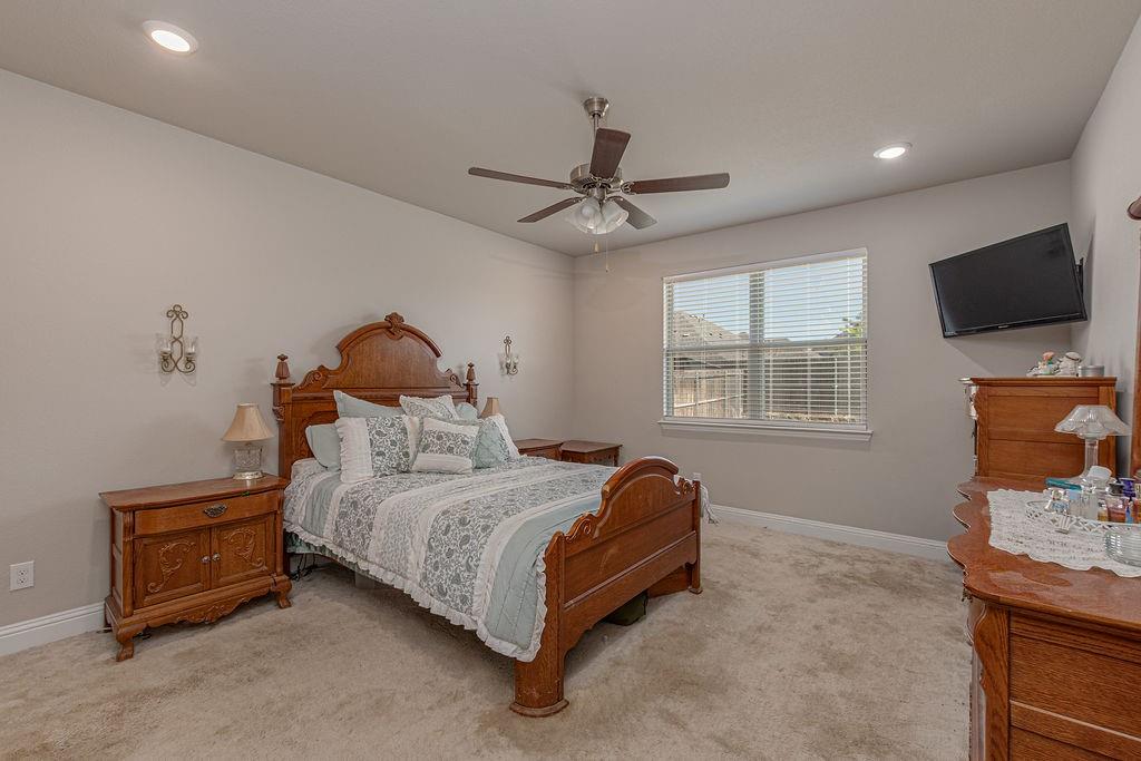 102 Highedge Drive Property Photo 12