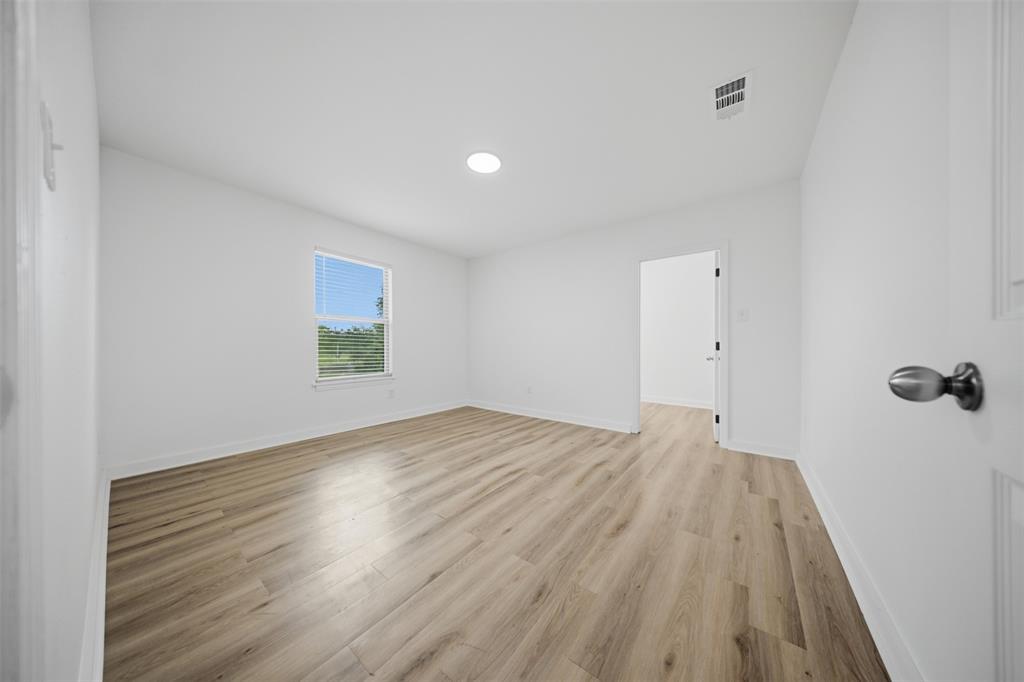 500 S 4th Street Property Photo 3