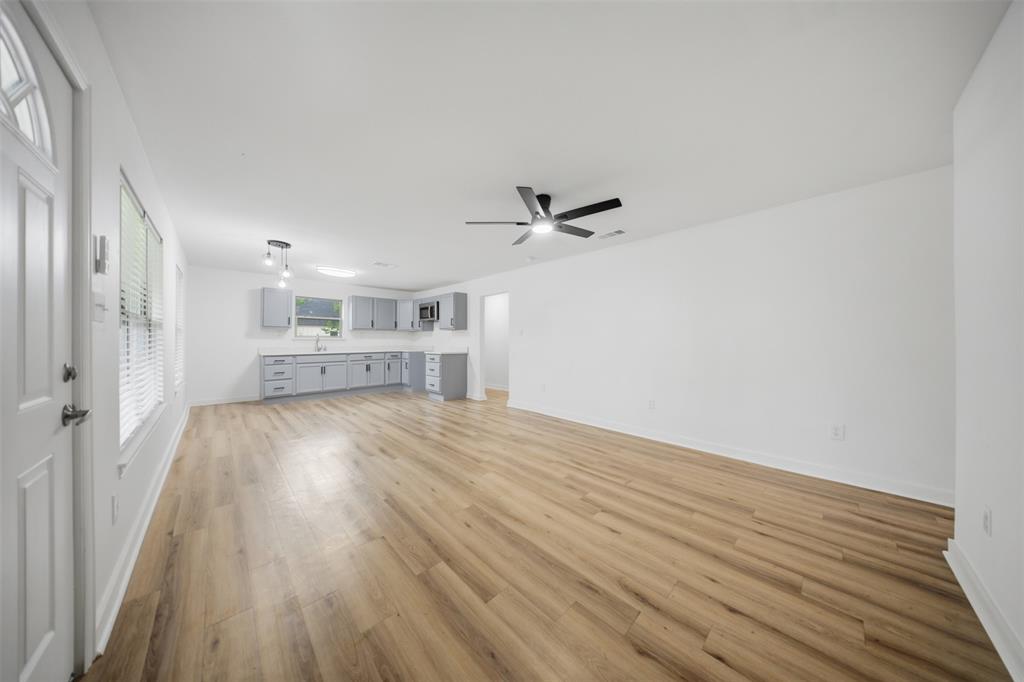 500 S 4th Street Property Photo 11