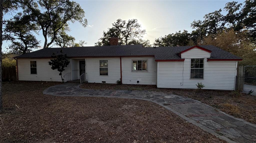 2522 N Hughes Avenue Property Photo 1
