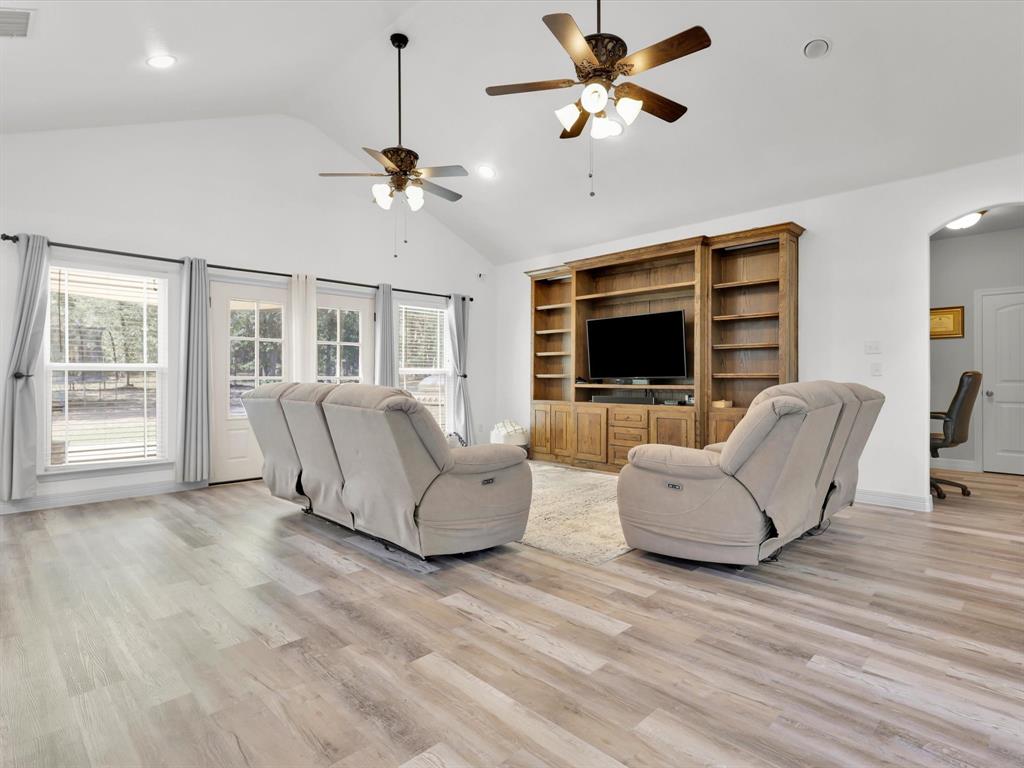 1255 Greg Street Property Photo 7
