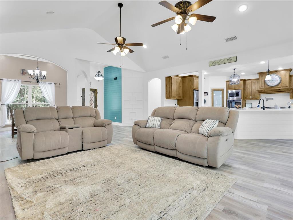 1255 Greg Street Property Photo 8
