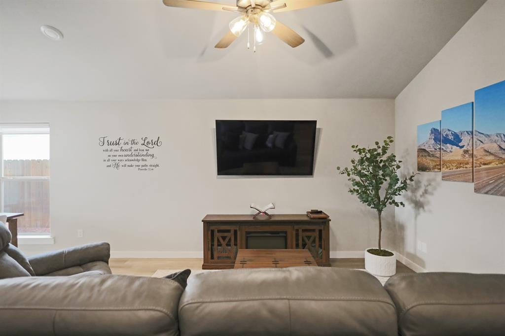 2012 139th Street Property Photo 10
