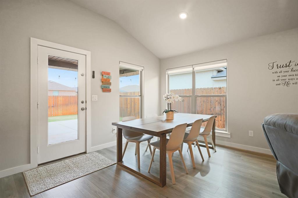 2012 139th Street Property Photo 11