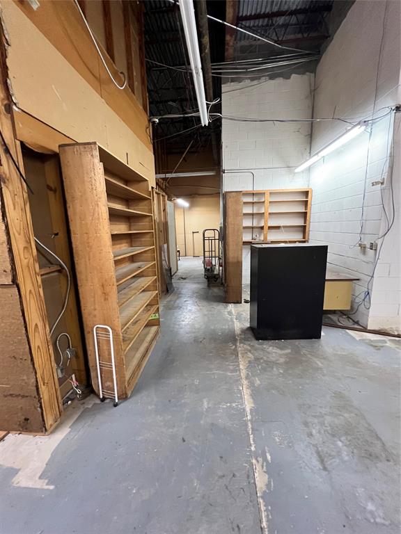 539 S Main Street Property Photo 11