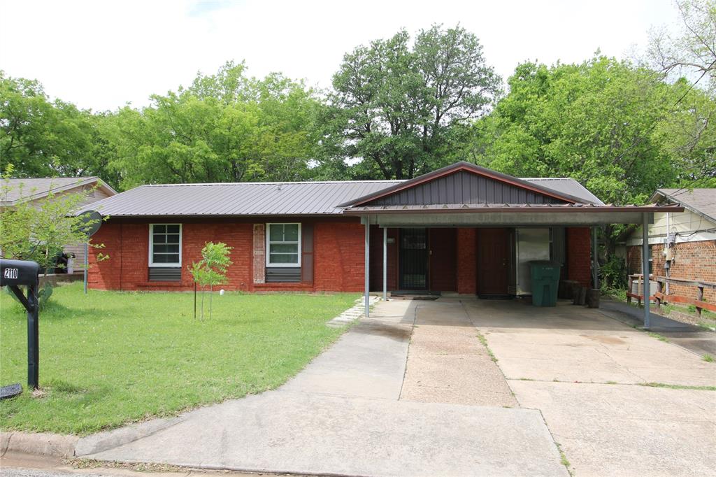 2110 Duchess Drive Property Photo 1