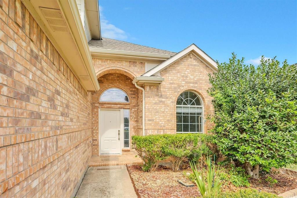 6113 Farrah Drive Property Photo 4