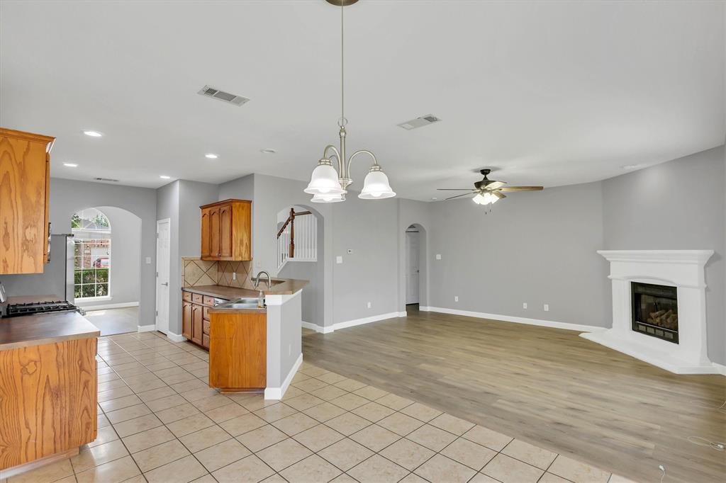 6113 Farrah Drive Property Photo 9
