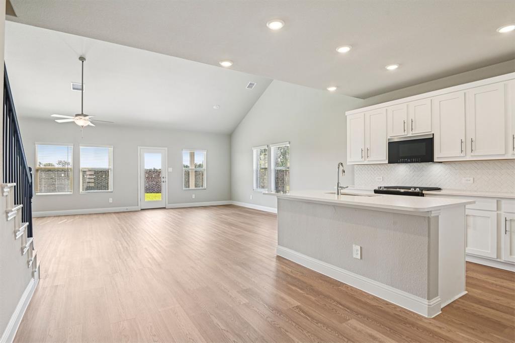 1305 Winters Way Property Photo 15