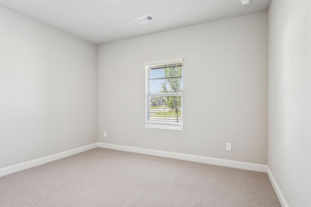1305 Winters Way Property Photo 20