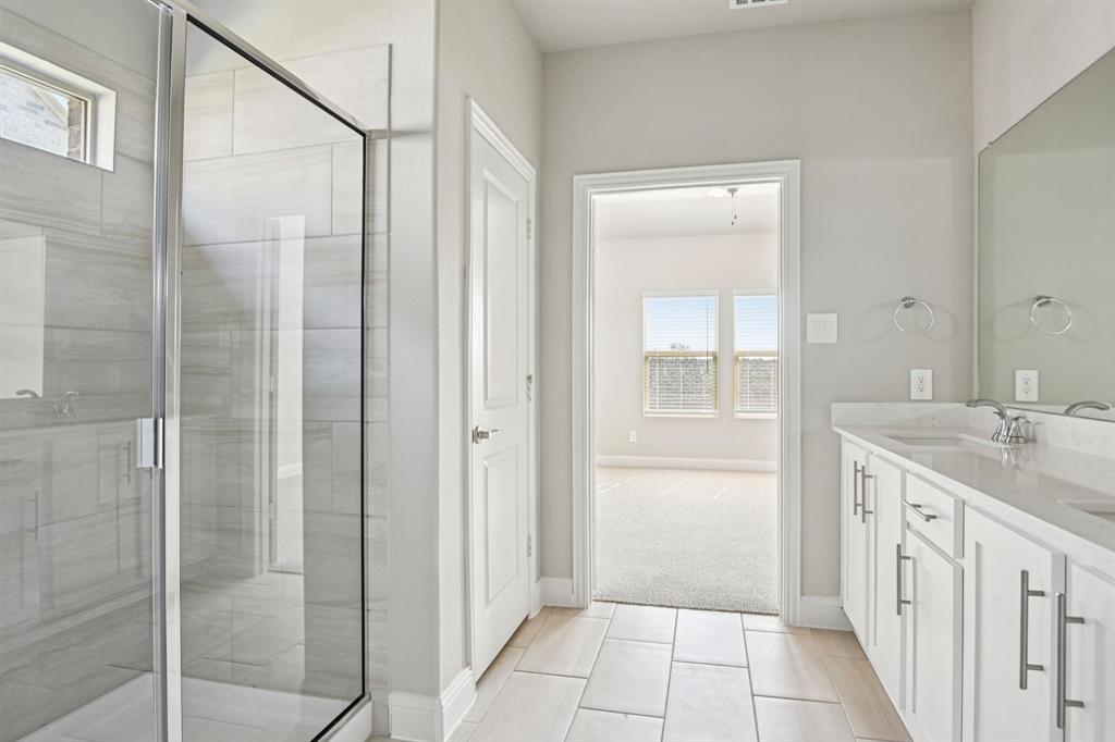 1305 Winters Way Property Photo 24