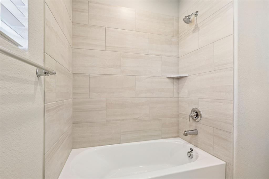 1305 Winters Way Property Photo 31