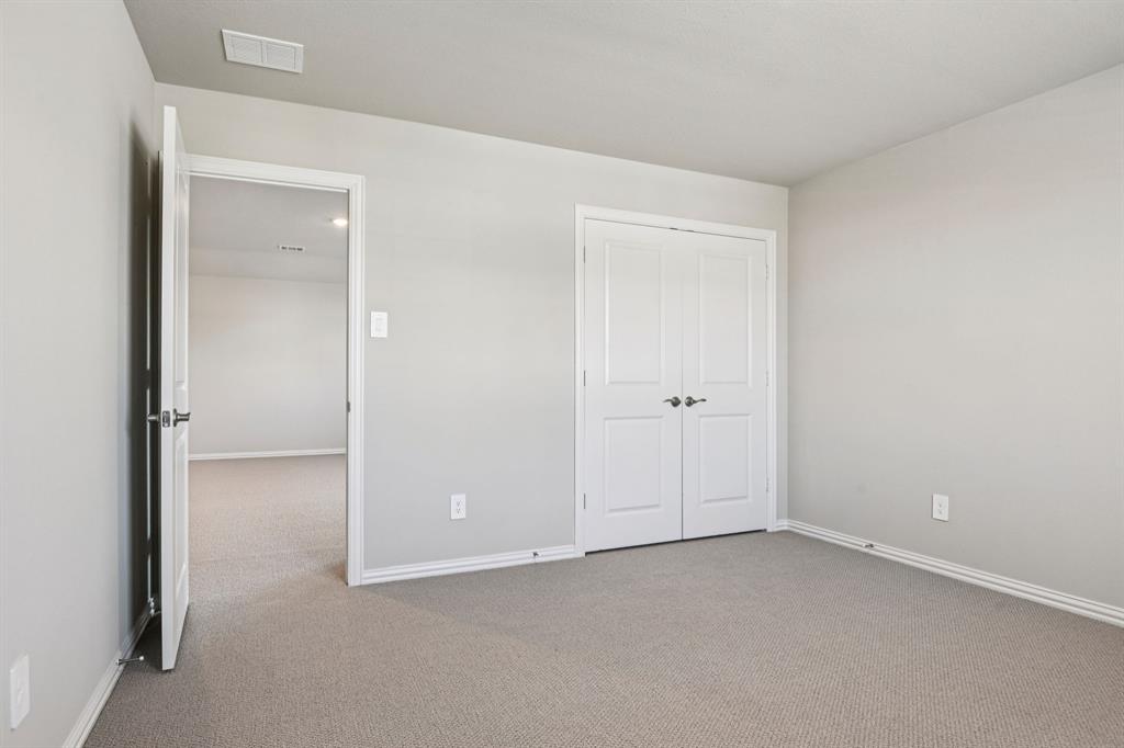 1305 Winters Way Property Photo 39