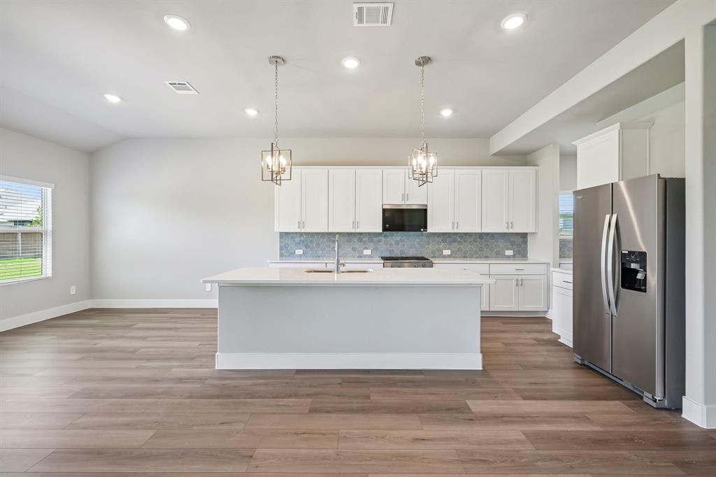 1303 Winters Way Property Photo 1