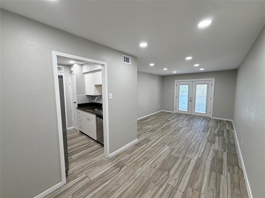 4845 Cedar Springs Road 170 Property Photo 6