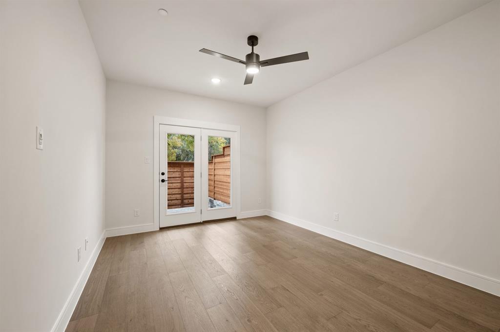 1340 Cherry Hills Lane Property Photo 3