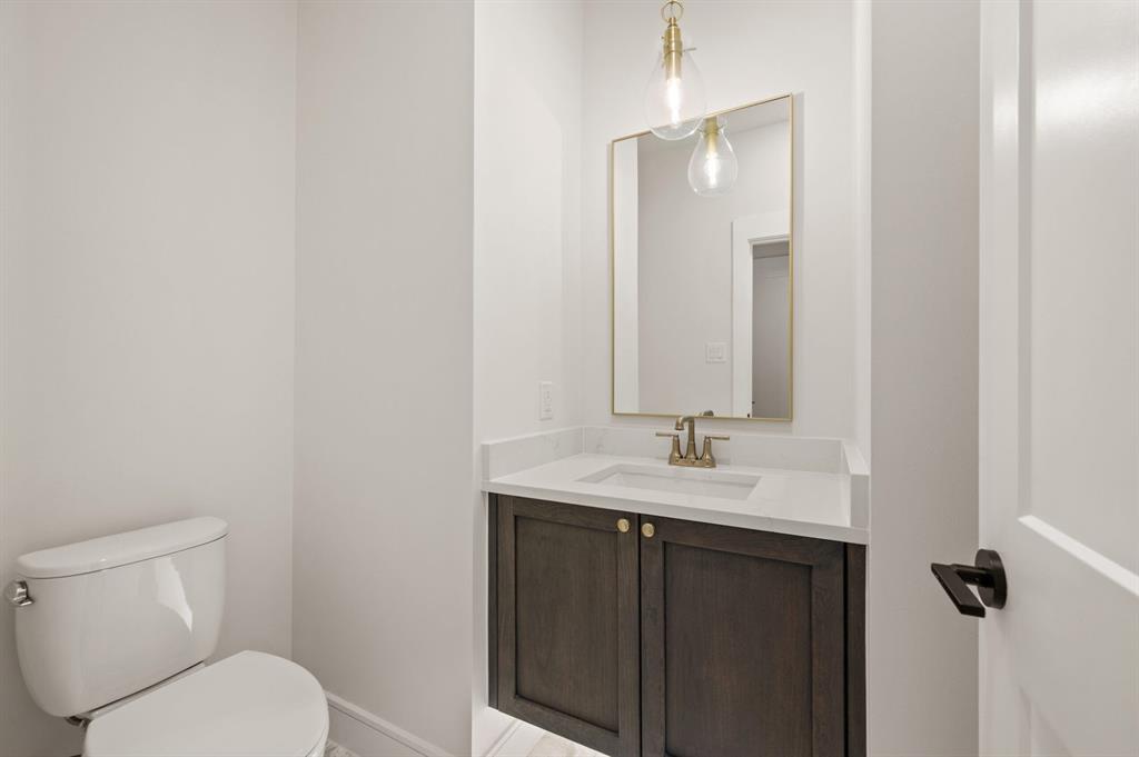 1340 Cherry Hills Lane Property Photo 15