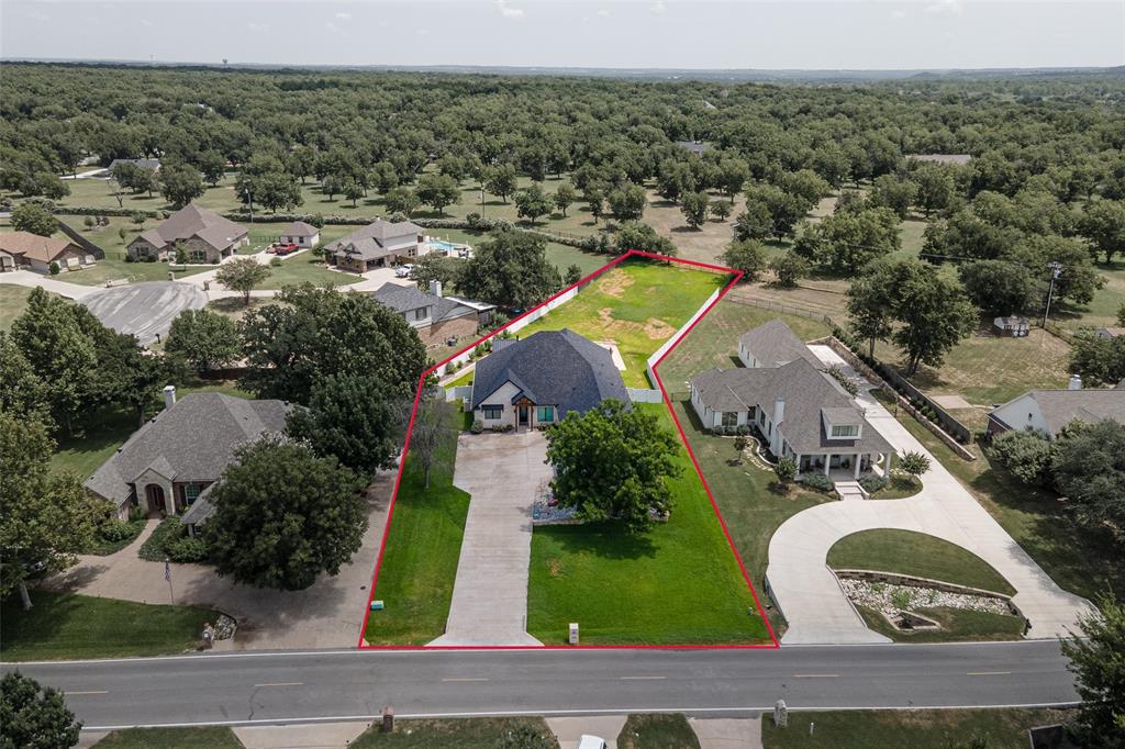 9303 Bellechase Road Property Photo 1