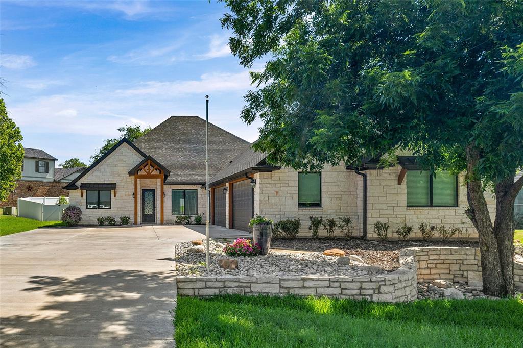 9303 Bellechase Road Property Photo 3