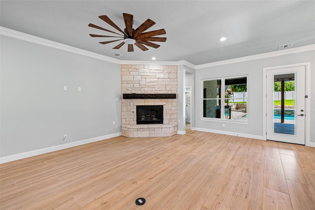 9303 Bellechase Road Property Photo 10