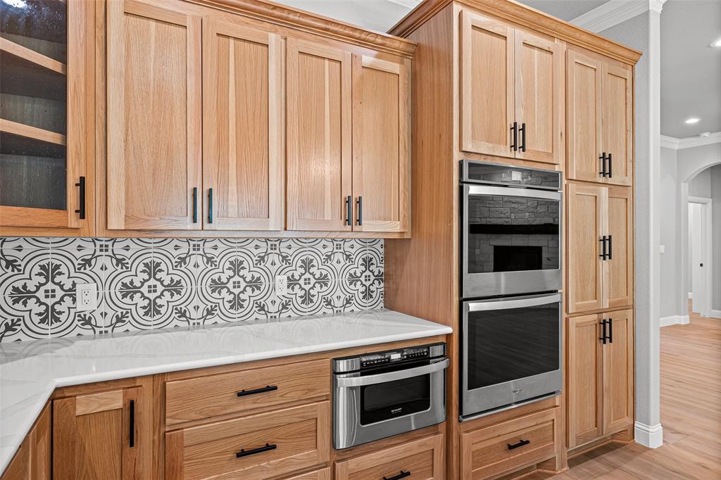 9303 Bellechase Road Property Photo 17
