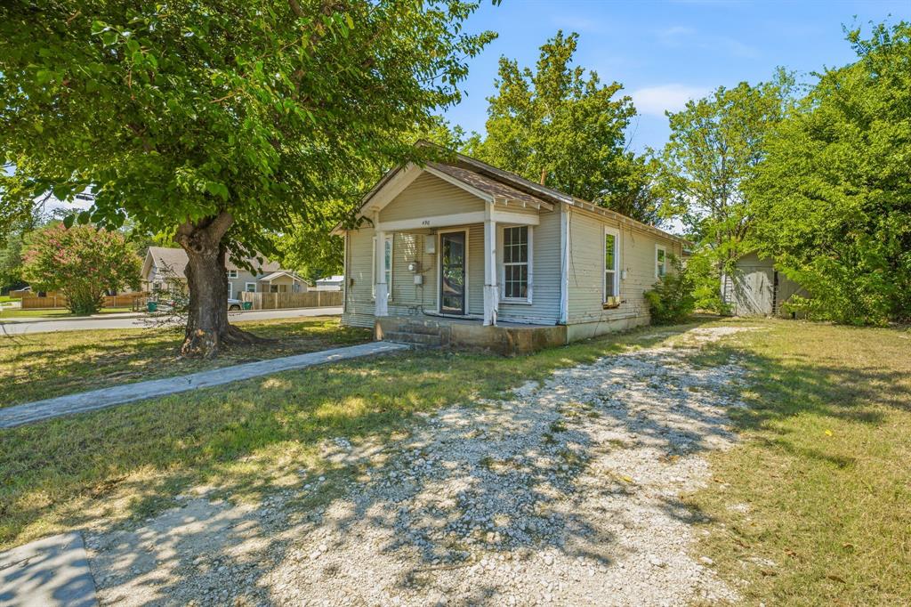 490 S First Avenue Property Photo 3