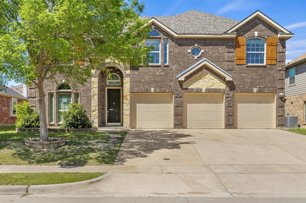 2824 Pino Property Photo 2