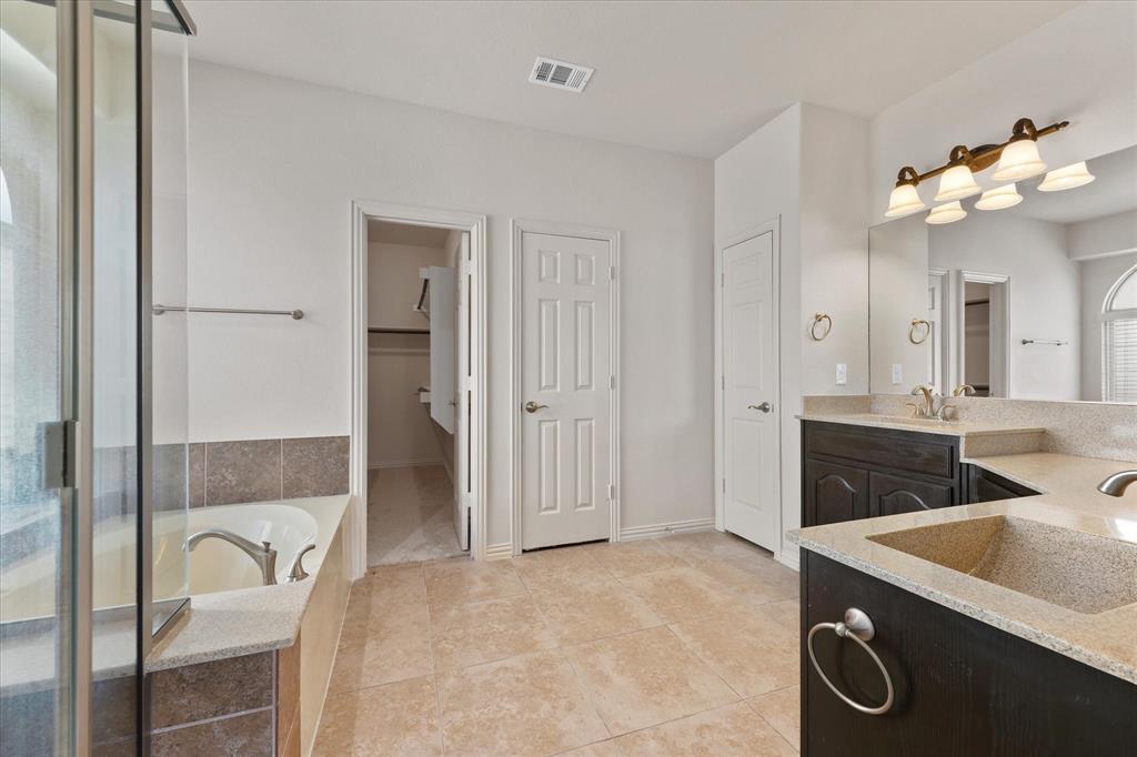 2824 Pino Property Photo 12