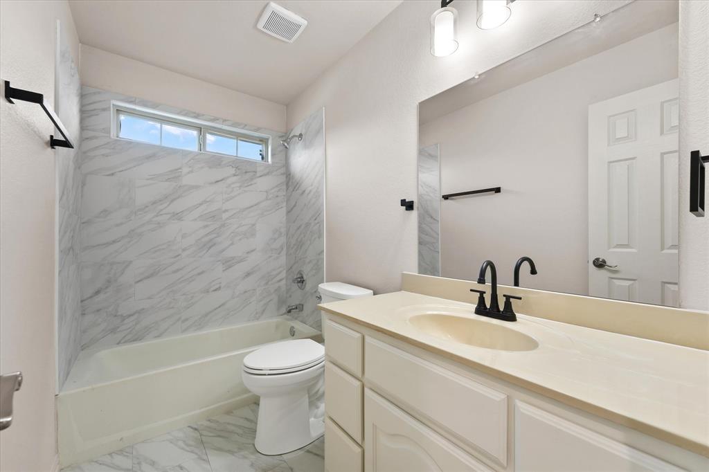 2824 Pino Property Photo 28