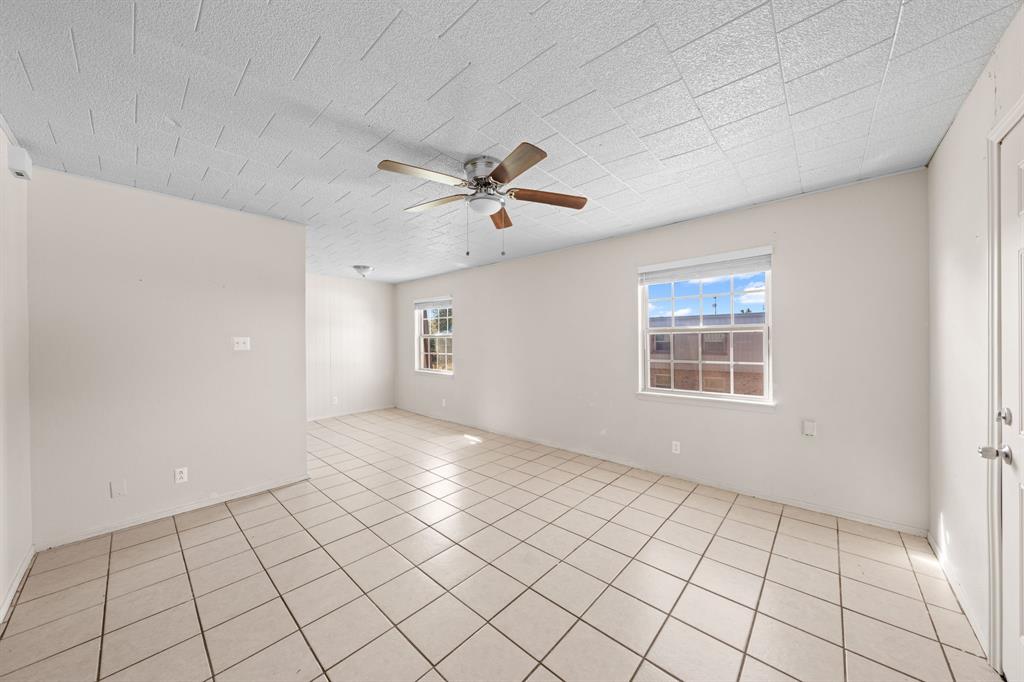 1316 N Mary Street Property Photo 16