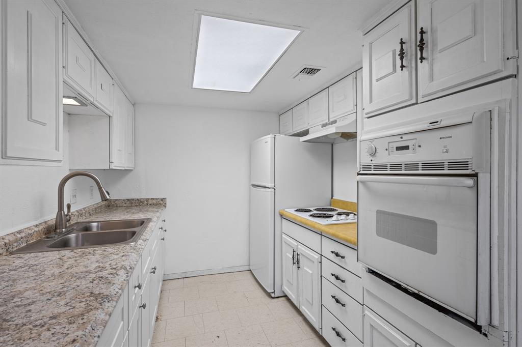 1316 N Mary Street Property Photo 26