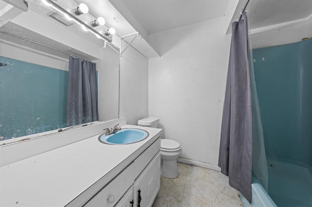 1316 N Mary Street Property Photo 27