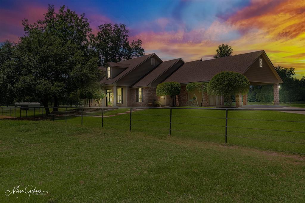 2675 Swan Lake Road Property Photo 1