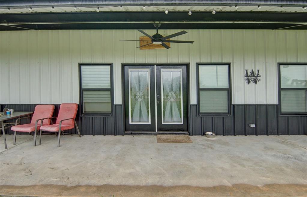 7400 County Road 4726 Property Photo 4