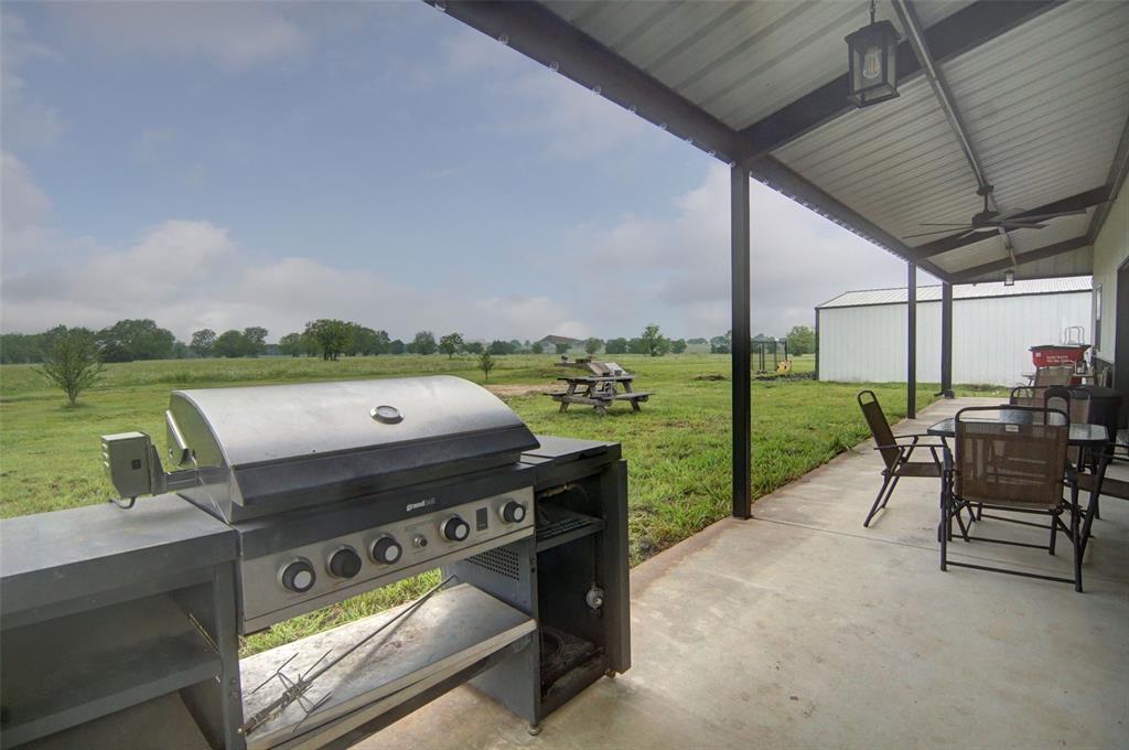 7400 County Road 4726 Property Photo 5