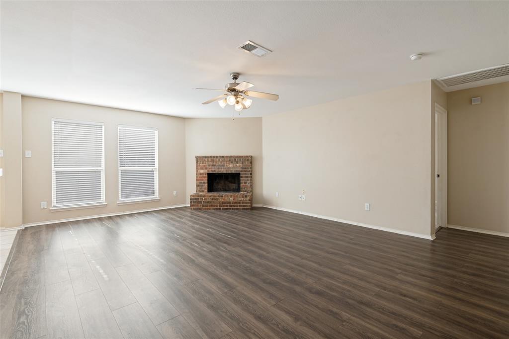 2030 Gleaner Drive Property Photo 3