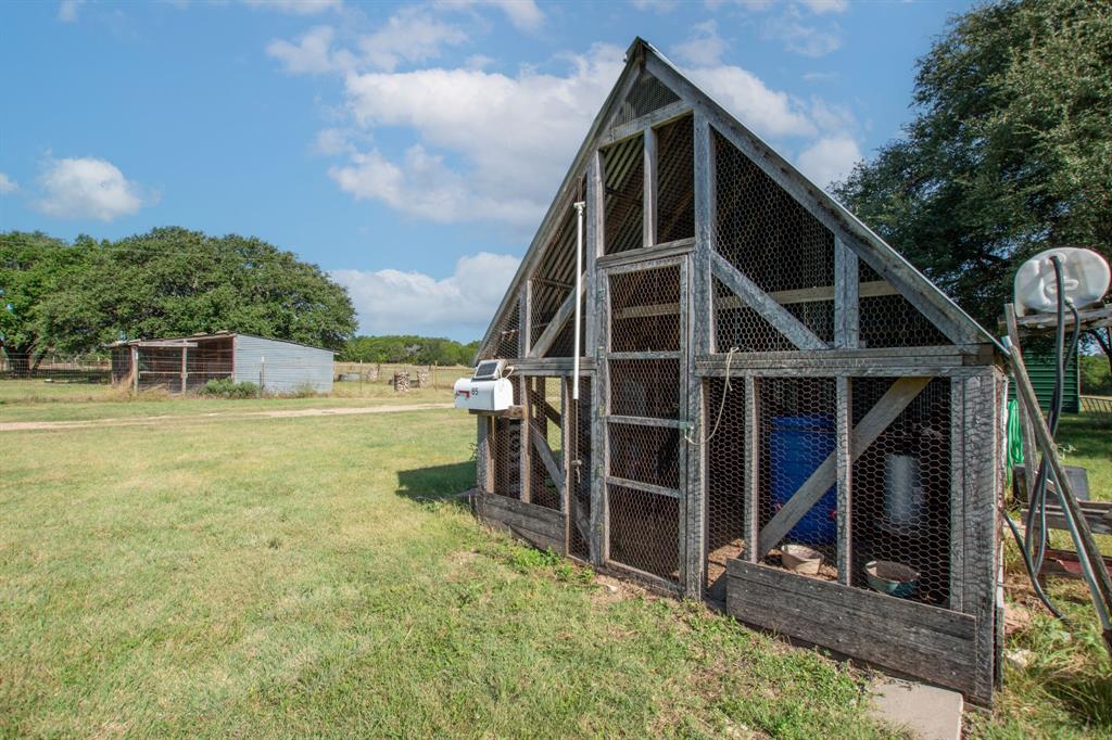 853 County Road 4390 Property Photo 40