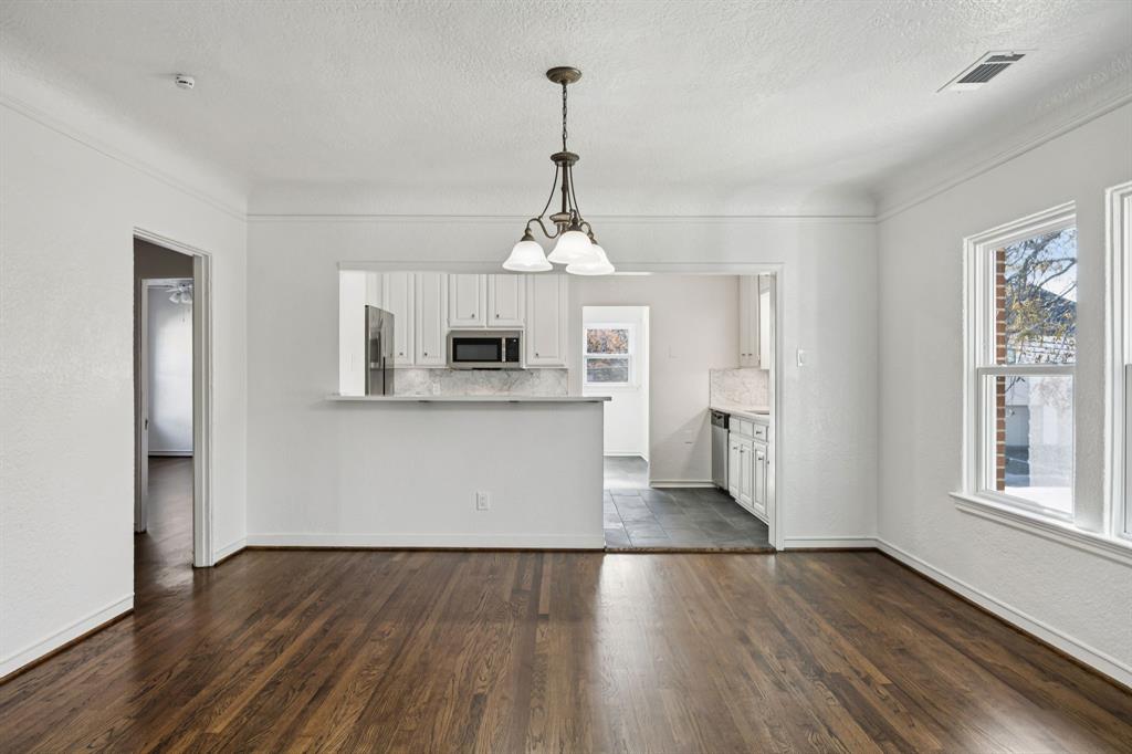 4147 Emerson Avenue Property Photo 5