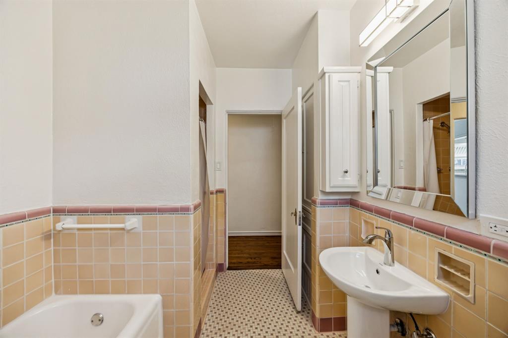 4147 Emerson Avenue Property Photo 11