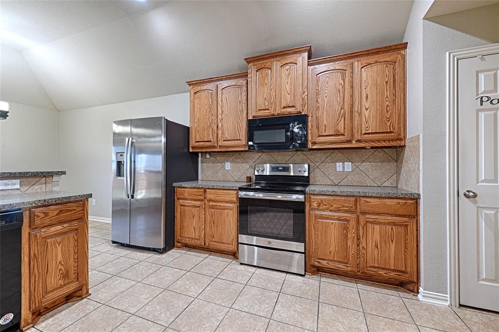 122 Chinaberry Trail Property Photo 12